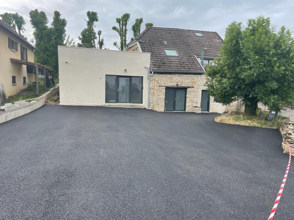 Studio Loft Du Lac Avec Terrasse Avec Vue Sur Le Lac Et La Motte Apartment Vaivre-et-Montoille Exterior foto